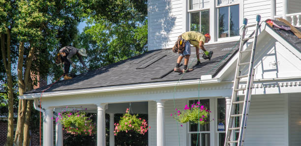 Best Commercial Roofing Services  in St Ignace, MI